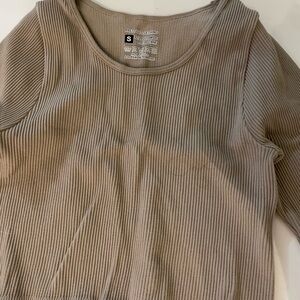 PrettyLittleThing beige ribbed crop top